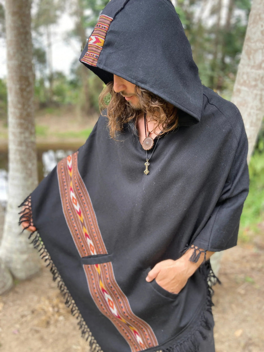 BHAVA HOODED PONCHO BLACK HANDWOVEN WOOL - Trancentral Shop