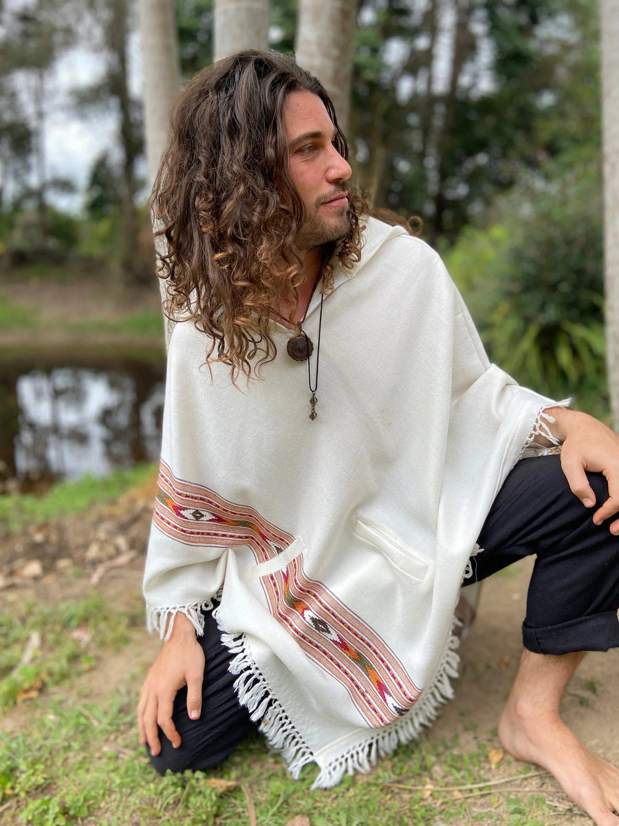 BHAVA HOODED PONCHO WHITE HANDWOVEN WOOL - Trancentral Shop