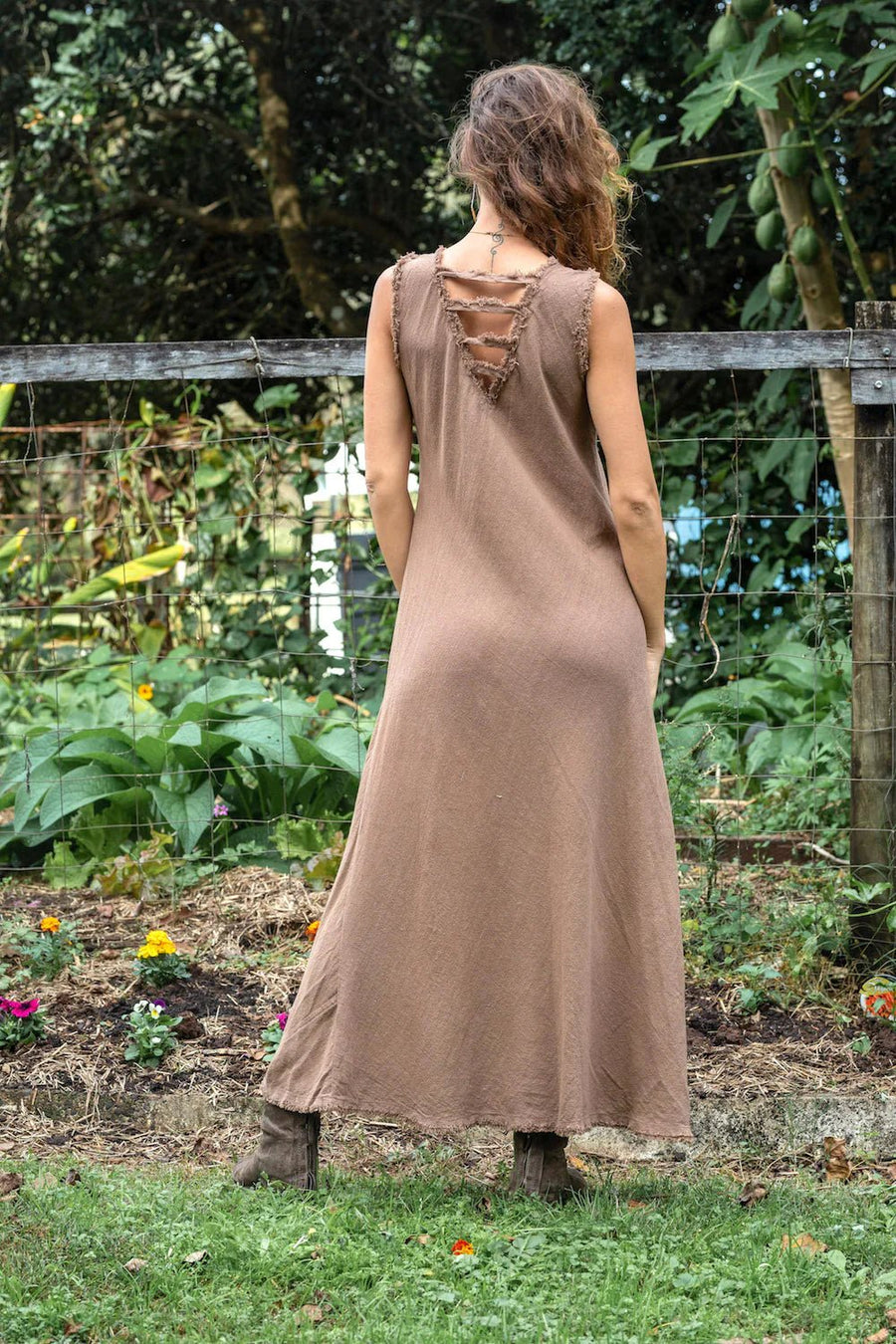 ILANA DRESS IN EARTHY BROWN - Trancentral Shop