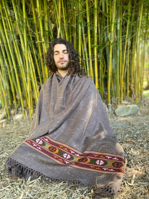 SATI SHAWL GREY HANDWOVEN WOOL MEDITATION - Trancentral Shop