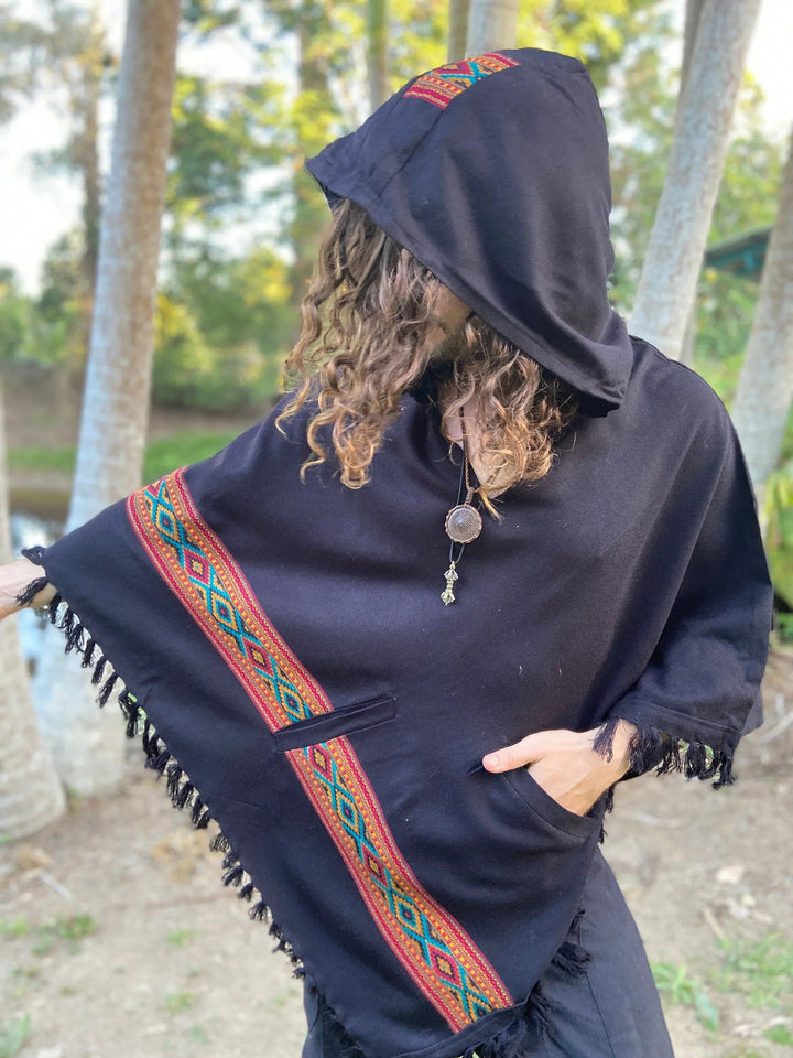 UPEKKHA HOODED PONCHO WITH HOOD BLACK - Trancentral Shop